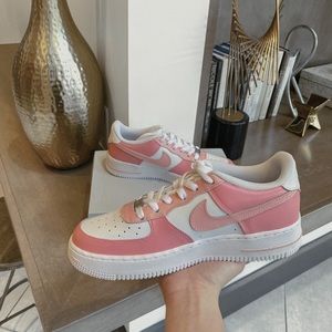 Nike Custom Air Force 1 pastel pink